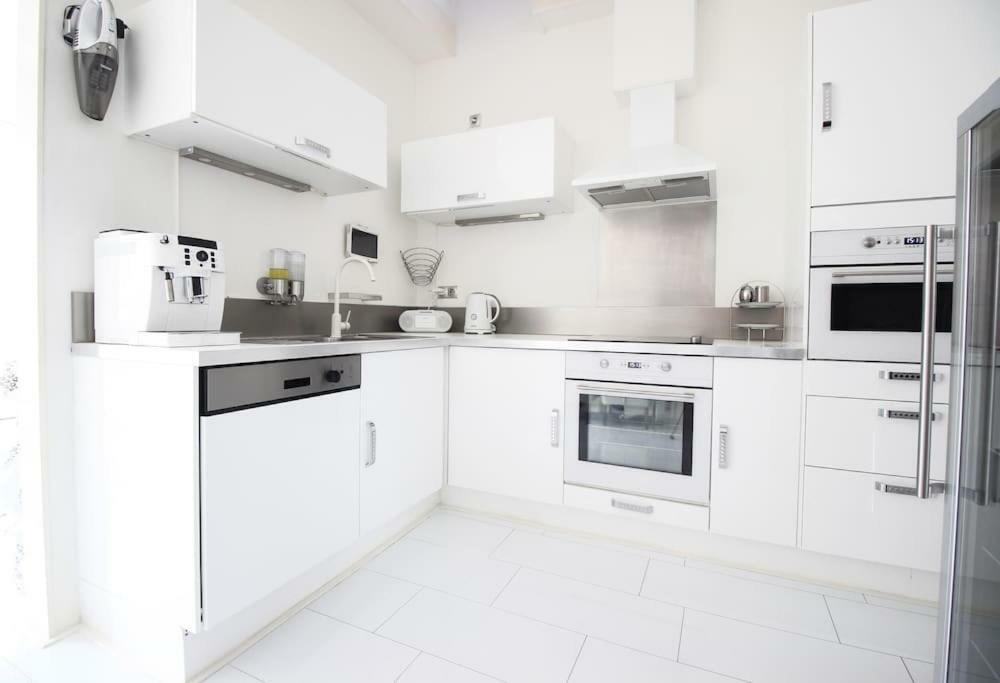 White Luxury Penthouse In City Centre Άμστερνταμ Εξωτερικό φωτογραφία